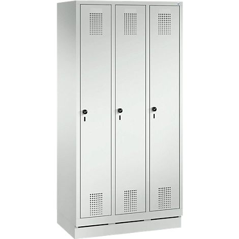 Kleiderspind Evolo S 3000, 3 Abteile, Stahl, Sockelhöhe 100 mm, Sicherheitsdrehriegelverschluss, lichtgrau/lichtgrau